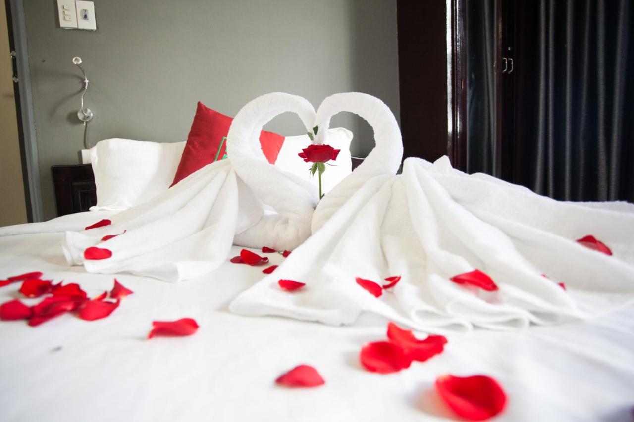Hoang Trieu Hotel เว้ ภายนอก รูปภาพ